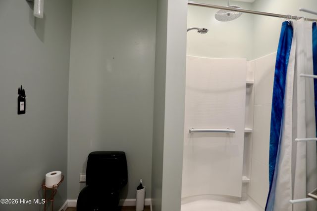 107 S Lakeshore Drive, Whispering Pines, NC 28327