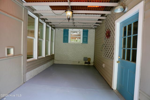 107 S Lakeshore Drive, Whispering Pines, NC 28327