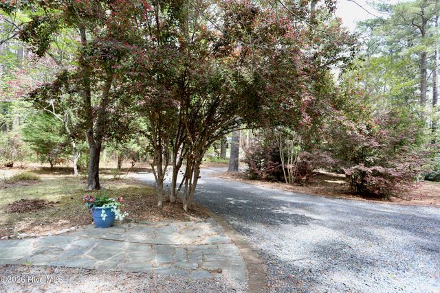 107 S Lakeshore Drive, Whispering Pines, NC 28327