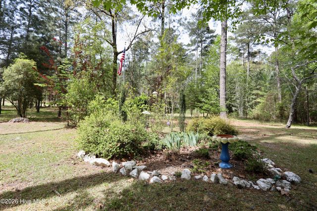 107 S Lakeshore Drive, Whispering Pines, NC 28327