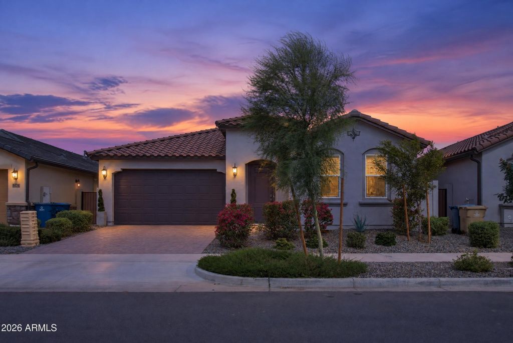 1402 W GOLDEN ORE Pass, Apache Junction, AZ 85120 — exterior