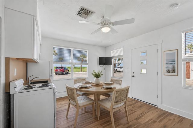 908 VILLAS DRIVE 31, Venice, FL 34285