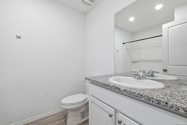 5642 Mountain Point, San Antonio, TX 78242