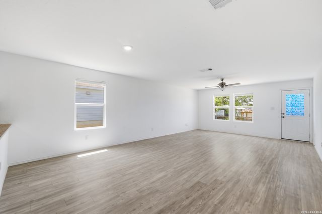 5642 Mountain Point, San Antonio, TX 78242