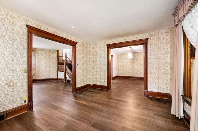 835 3rd Street E, Saint Paul, MN 55106