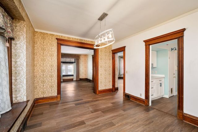835 3rd Street E, Saint Paul, MN 55106