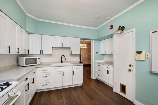 835 3rd Street E, Saint Paul, MN 55106