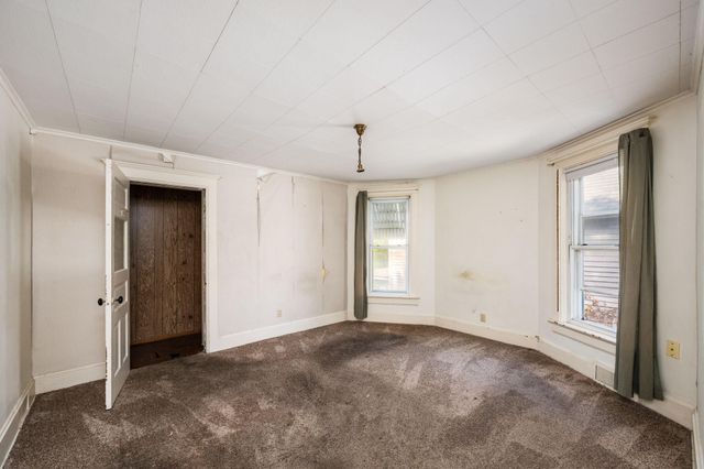 835 3rd Street E, Saint Paul, MN 55106