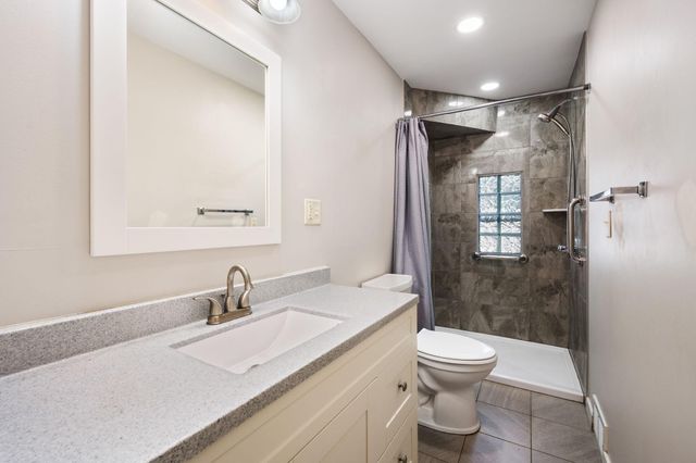 835 3rd Street E, Saint Paul, MN 55106