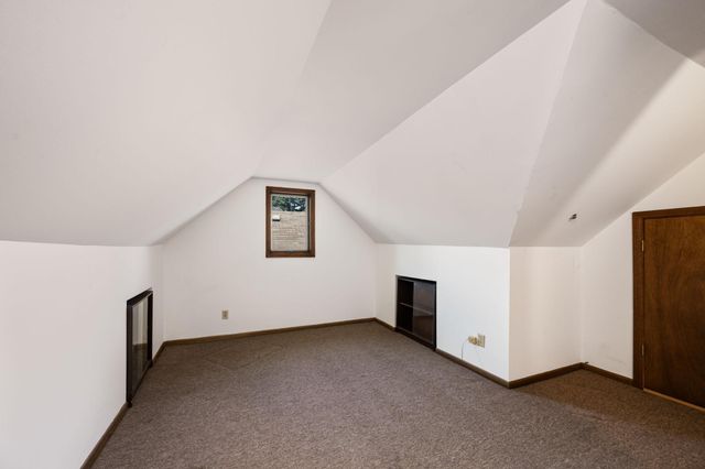 835 3rd Street E, Saint Paul, MN 55106