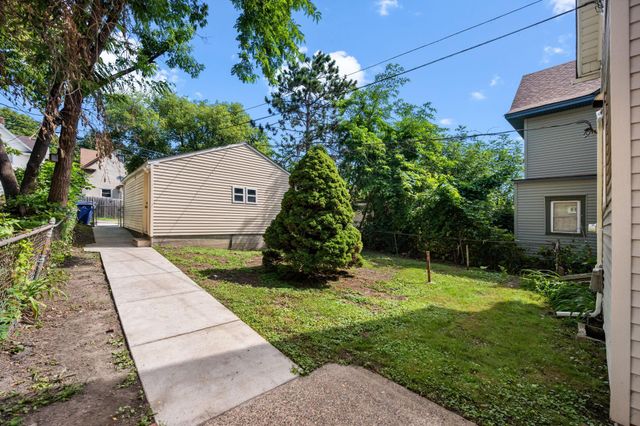 835 3rd Street E, Saint Paul, MN 55106