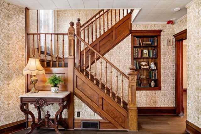 835 3rd Street E, Saint Paul, MN 55106
