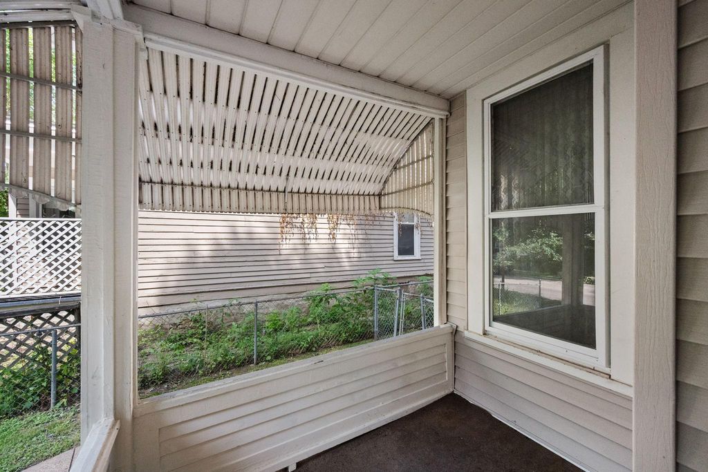 835 3rd Street E, Saint Paul, MN 55106 — photo 3