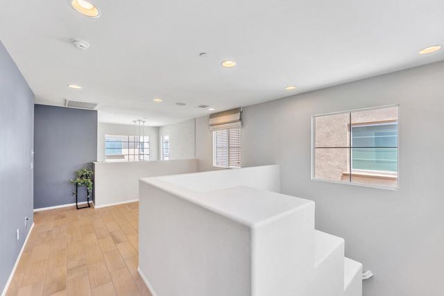 232 Paseo Gusto 122, Palm Desert, CA 92211