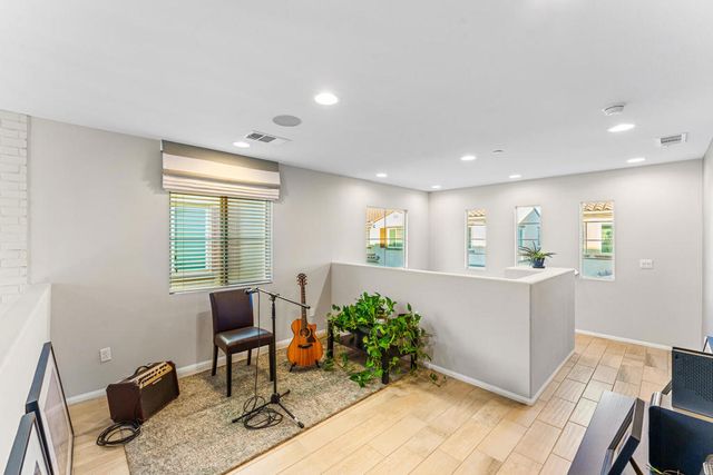 232 Paseo Gusto 122, Palm Desert, CA 92211