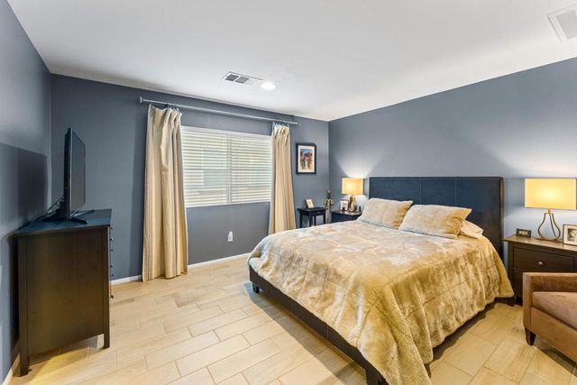 232 Paseo Gusto 122, Palm Desert, CA 92211