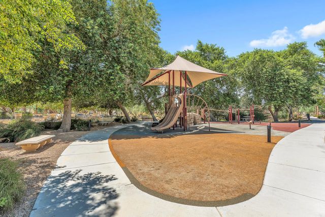 232 Paseo Gusto 122, Palm Desert, CA 92211