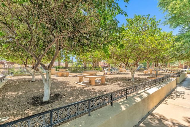 232 Paseo Gusto 122, Palm Desert, CA 92211