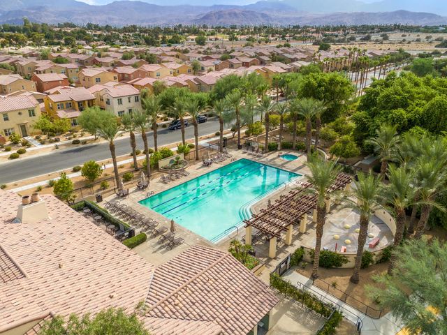 232 Paseo Gusto 122, Palm Desert, CA 92211
