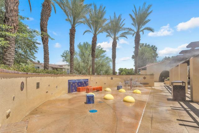 232 Paseo Gusto 122, Palm Desert, CA 92211
