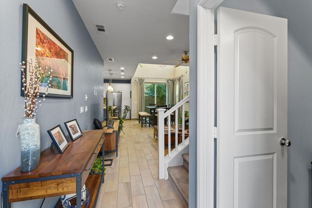 232 Paseo Gusto 122, Palm Desert, CA 92211