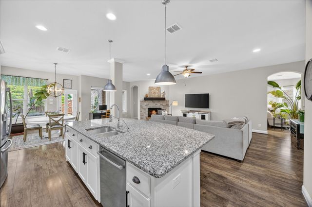6708 Mcdonough Drive, Rowlett, TX 75089