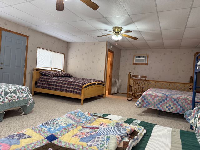 301 Cedar Point Circle, Gordonville, TX 76245