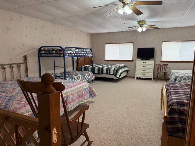 301 Cedar Point Circle, Gordonville, TX 76245