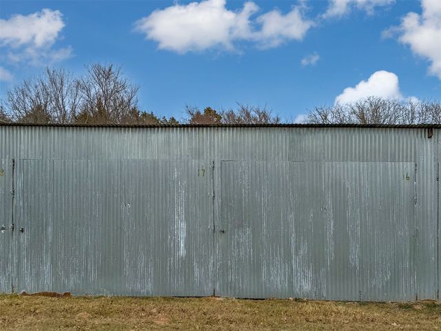 301 Cedar Point Circle, Gordonville, TX 76245