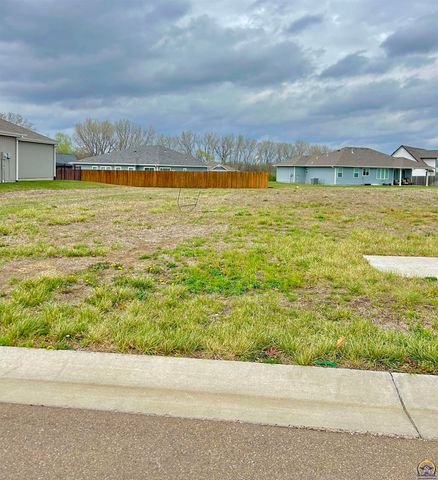 7636 SW 24th TER, Topeka, KS 66614