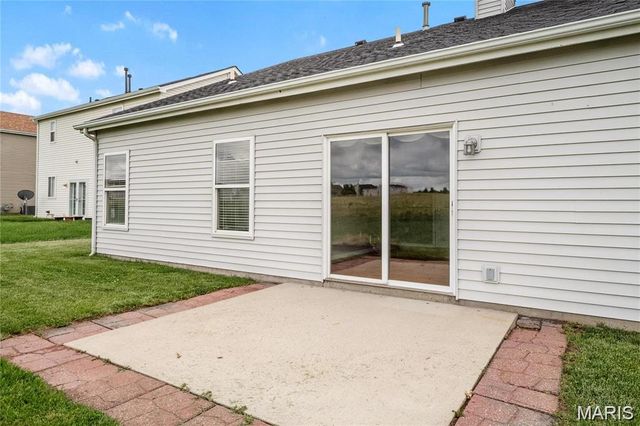 1716 Ambrose Terrace Drive, Swansea, IL 62226