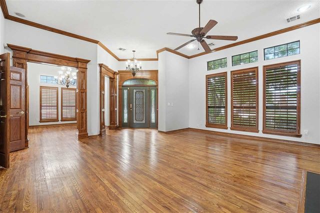 3102 NE Heritage Dr, Lawton, OK 73507