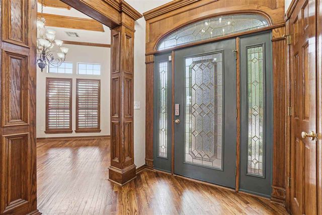 3102 NE Heritage Dr, Lawton, OK 73507