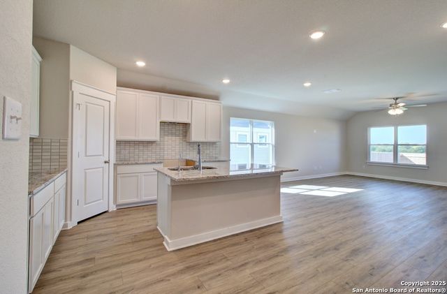 11108 Prairie Landing, Converse, TX 78109