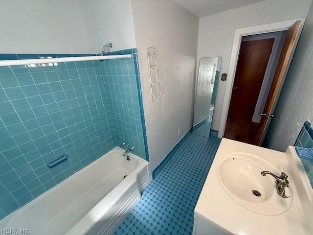 437 Oaklette DR, Chesapeake, VA 23325