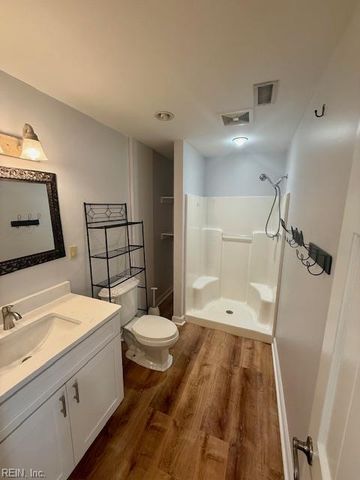 437 Oaklette DR, Chesapeake, VA 23325