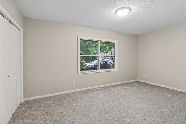 1209 Walnut Street, West Des Moines, IA 50265