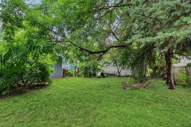 1209 Walnut Street, West Des Moines, IA 50265