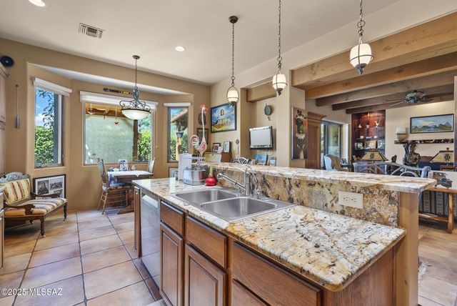 218 Circulo Veranera, Tubac, AZ 85646