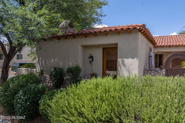 218 Circulo Veranera, Tubac, AZ 85646