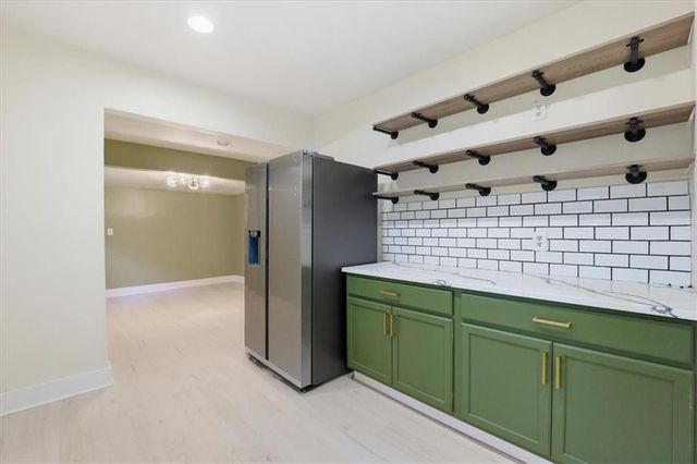 4107 Kenwood Avenue, Kansas City, MO 64110