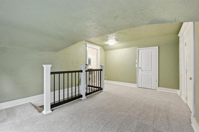 4107 Kenwood Avenue, Kansas City, MO 64110