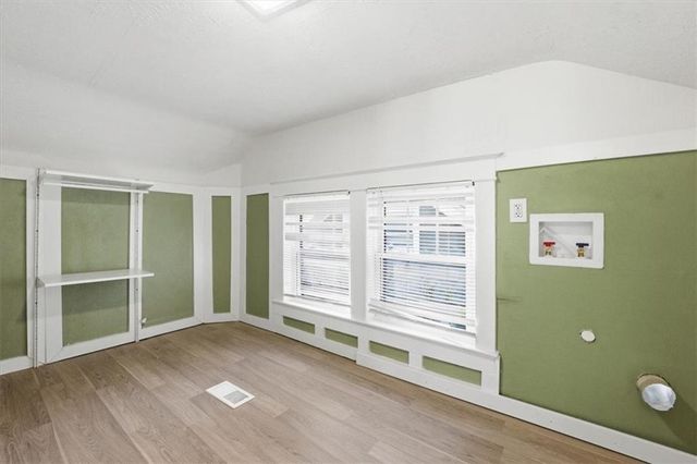 4107 Kenwood Avenue, Kansas City, MO 64110