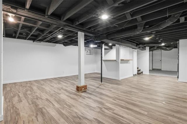 4107 Kenwood Avenue, Kansas City, MO 64110