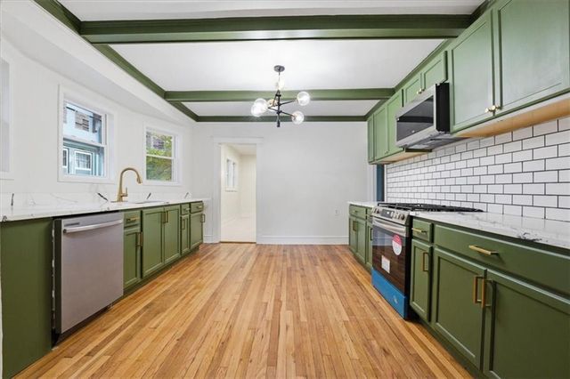 4107 Kenwood Avenue, Kansas City, MO 64110