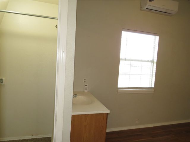 4647 S Bonnie Brae Street, Denton, TX 76226