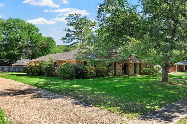 2305 Arlington Place, Bossier City, LA 71111
