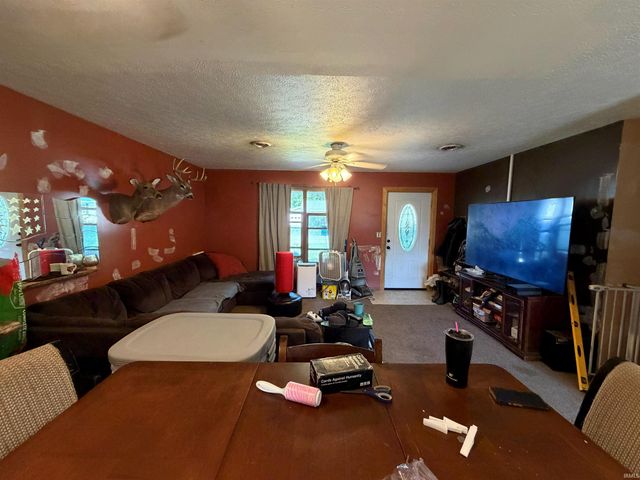 1115 N 9th Street, Mitchell, IN 47446