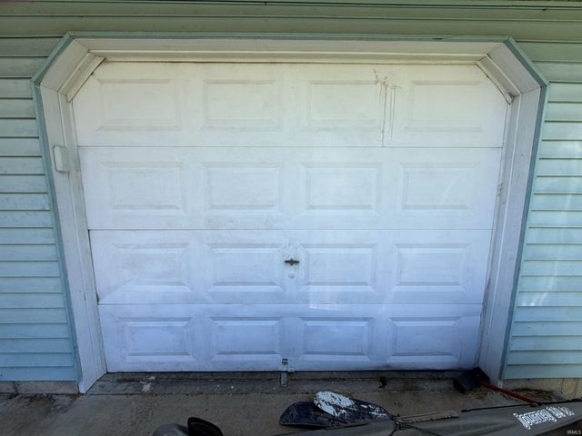 1115 N 9th Street, Mitchell, IN 47446