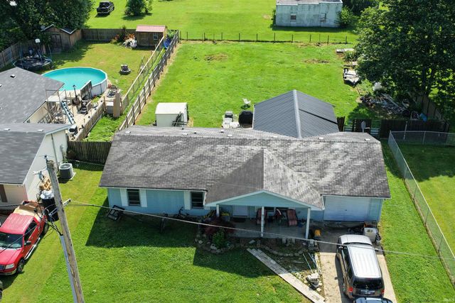 1115 N 9th Street, Mitchell, IN 47446